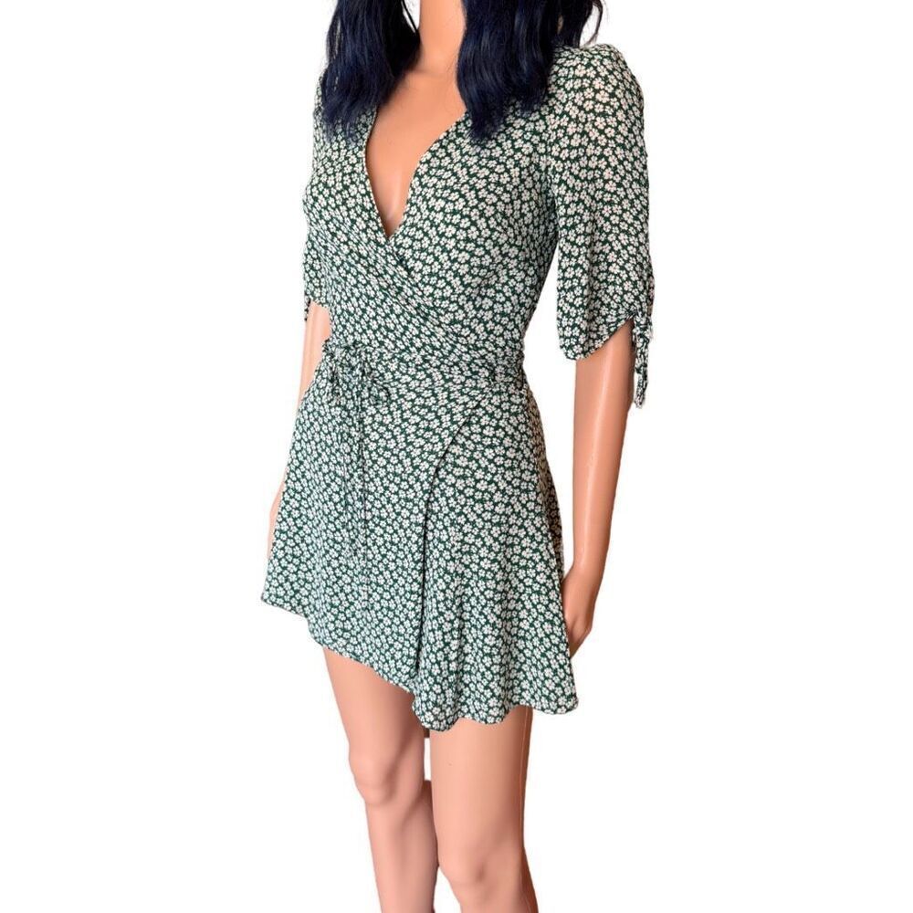 Reformation Venezuela Sammy Green Floral Wrap Mini Dress - Picture 4 of 6